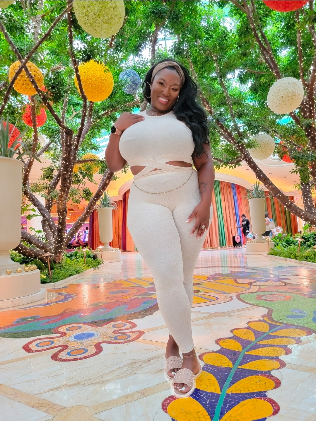 Walking in like the whole vibe. Confidence looks good on you.